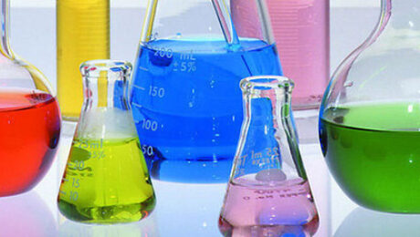 Can solvents be used in ultrasonic cleaning